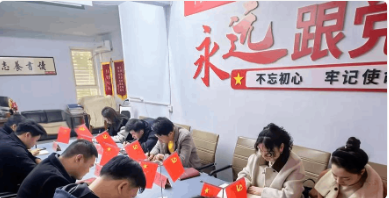 党员志愿服务进社区，践行初心暖民心